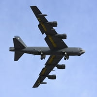 U.S. Air Force B-52G Stratofortress iz 2. bombe krila, priprema se za slijetanje na bazi Nellis Air