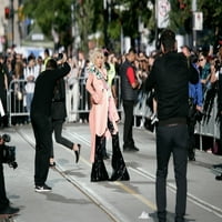 Lady Gaga u dolasci za pet stopa dvije premijere u Toronto International Film Festival Visa Screening