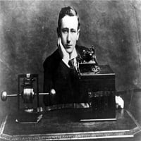 Gugliemo Marconi-sa svojim bežičnim telegrafom. - CPL Archiveseverett History