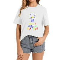 Autistična osoba sa posebnim potrebama sjaji svjetlo na majici autizma