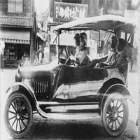 Automobili koje su vozili prvi ženski šofer u Japanu